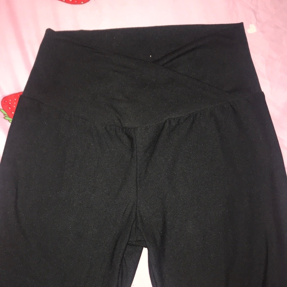 Black Leggings with Cross front